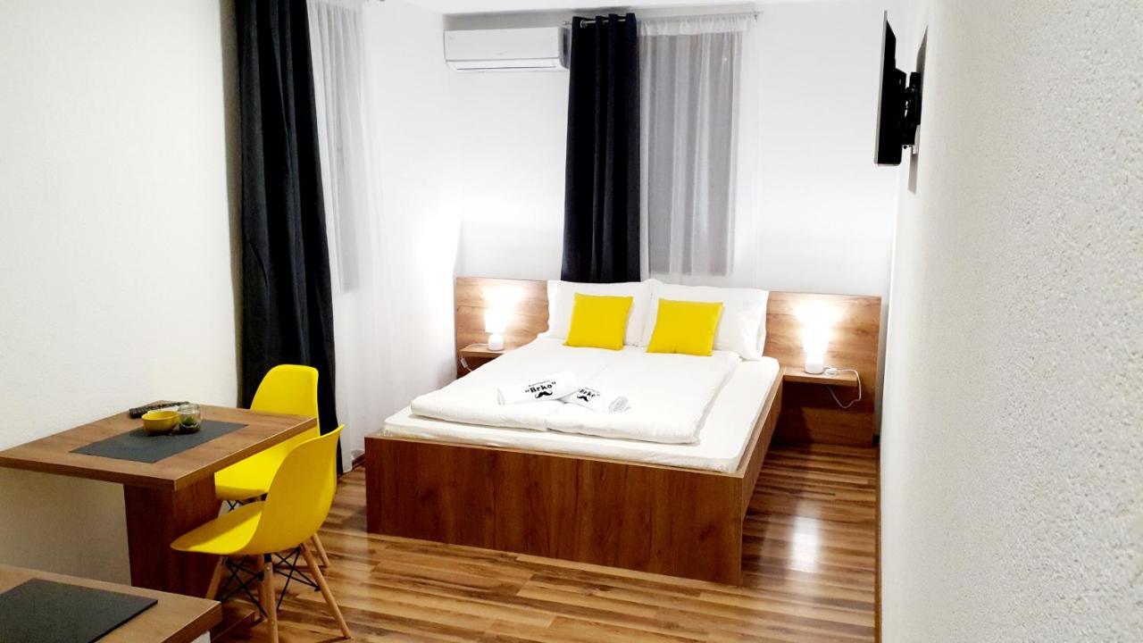 Apartmani Brko Kotor Varos Eksteriør billede